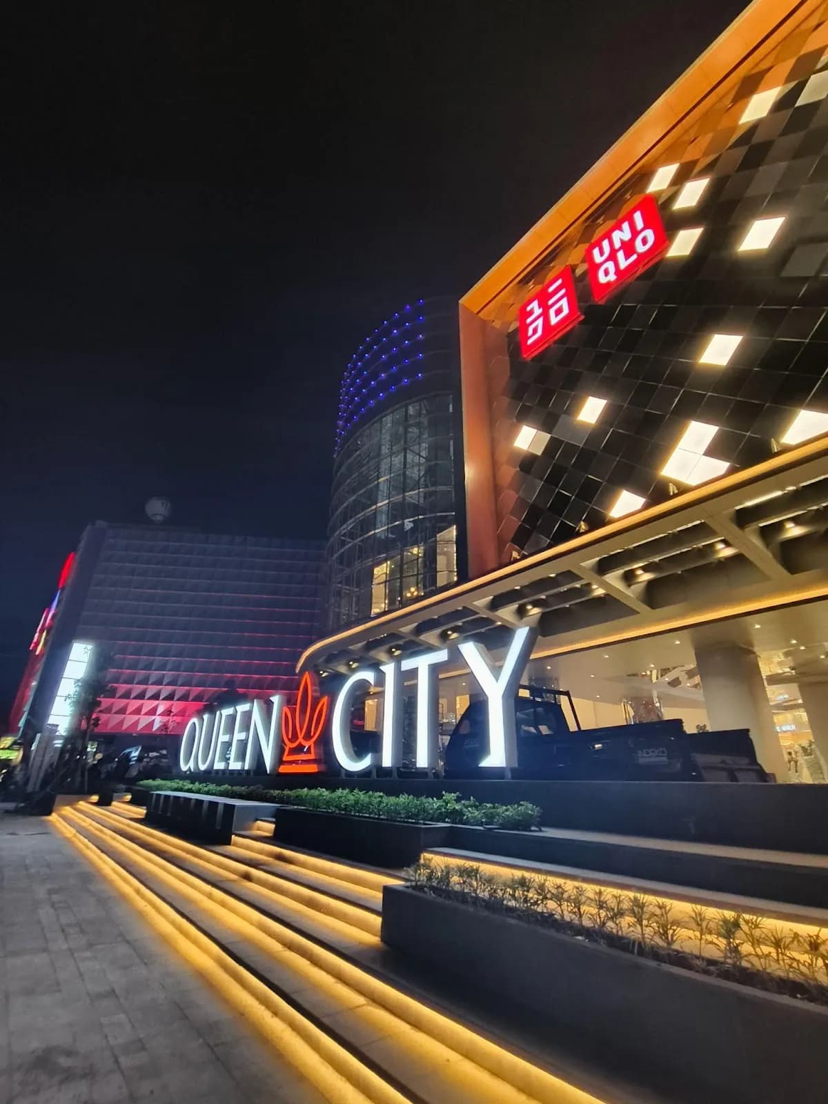 Queen City Mall